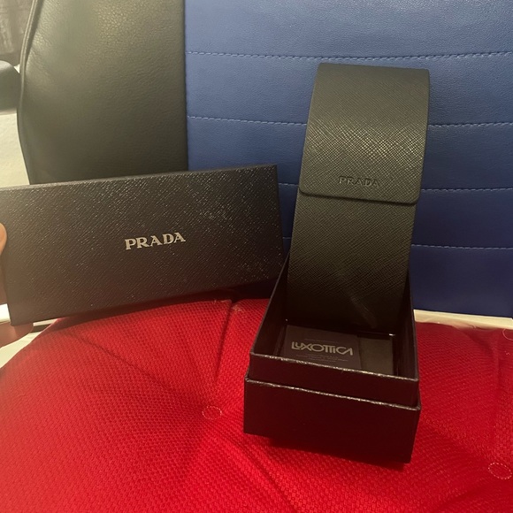 Prada Sunglasses - Picture 3 of 8